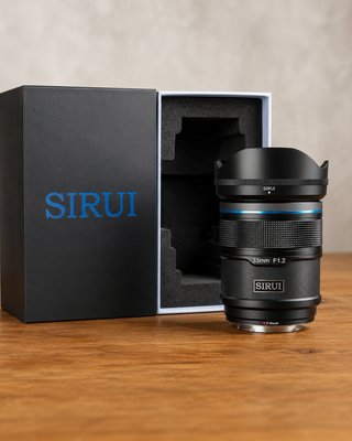 Sirui Sniper 33mm F1.2 Sony E Negro