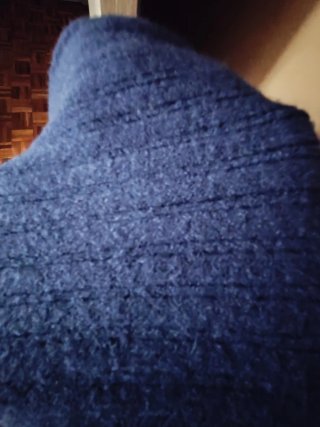 Falda azul de punto