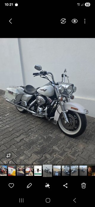 Harley Davidson Road King Plata/Blanco