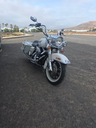 Harley Davidson Road King Plata/Blanco