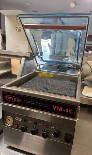 Envasadora al vacío ORVED VM-16 profesional
