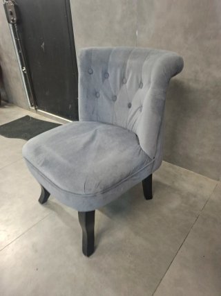 Butaca de dormitorio gris