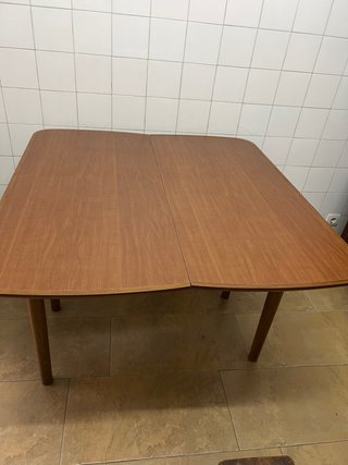 Mesa de cocina extensible, madera con cajón