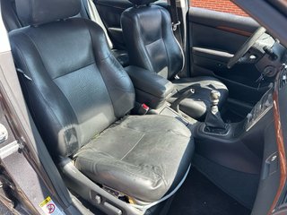 AVENSIS, ETIQUETA ( B )TRANSFERENCIA INCLUIDA!!!