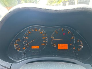 AVENSIS, ETIQUETA ( B )TRANSFERENCIA INCLUIDA!!!