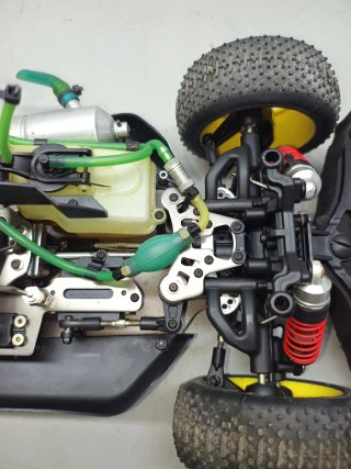 Coche RC BMW M3 GTR 1:8