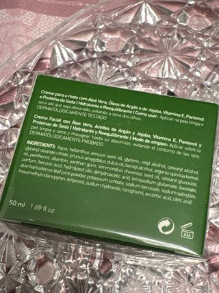 Crema Viso,Contorno Occhi e maschera vis Aloe Vera