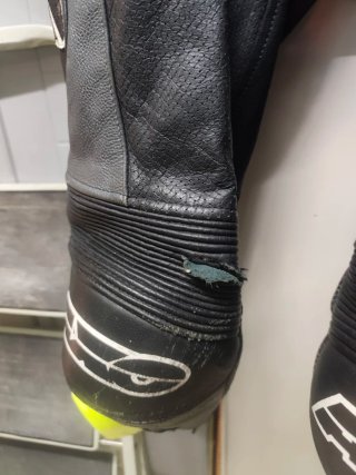 Mono de moto cuero AXO
