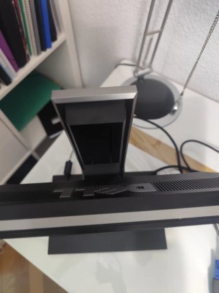 Monitor Dell Negro Ajustable
