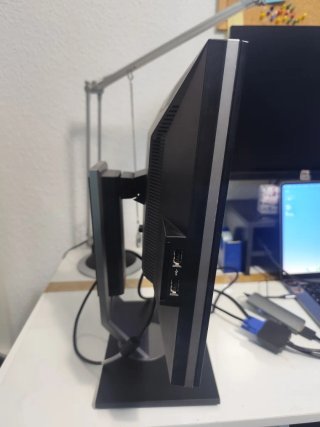 Monitor Dell Negro Ajustable