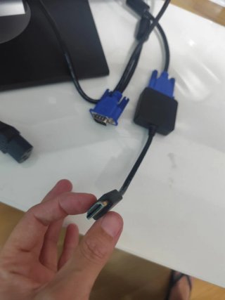 Monitor Dell Negro Ajustable