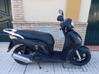 Honda PS 125i Scooter Negra