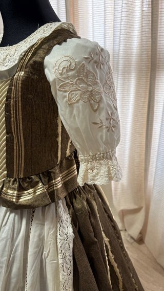Traje de Huertana Niña Talla Única Bordado a mano
