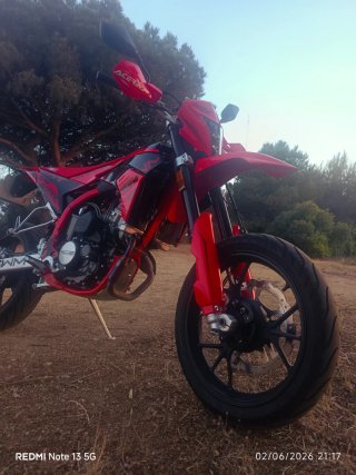 SWM SM 125 R Euro 5 Supermotard Roja euro 5