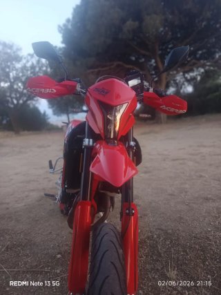 SWM SM 125 R Euro 5 Supermotard Roja euro 5
