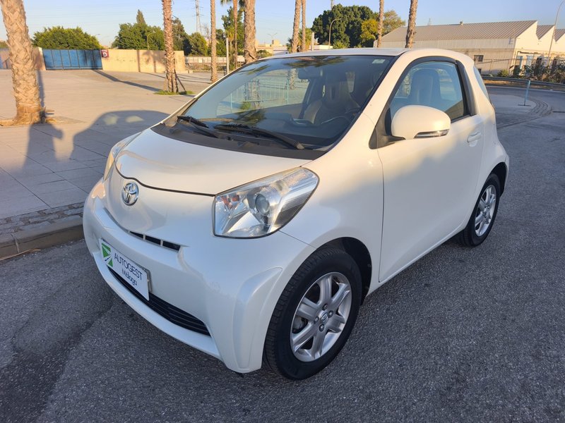 Toyota iQ iQ 1.0 - foto 1