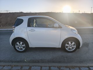 Toyota iQ iQ 1.0