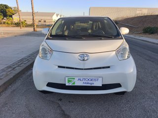Toyota iQ iQ 1.0