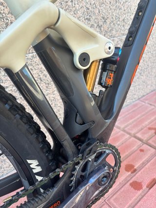 Bicicleta Enduro Mondraker Foxy Carbon RR 2024