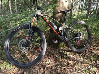 Bicicleta Enduro Mondraker Foxy Carbon RR 2024