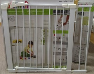 Barrera Seguridad Munchkin Blanca+ Extensor 14cm