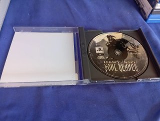 PlayStation 1 Gris + Legacy of Kain: Soul Reaver