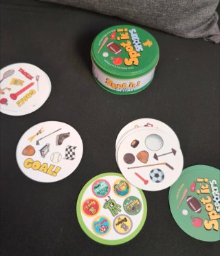 Spot it! Sports - Juego de mesa