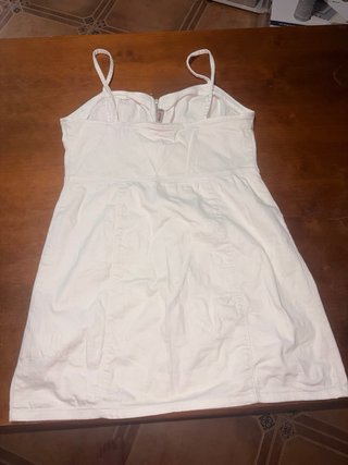 Vestido vaquero blanco con cremallera