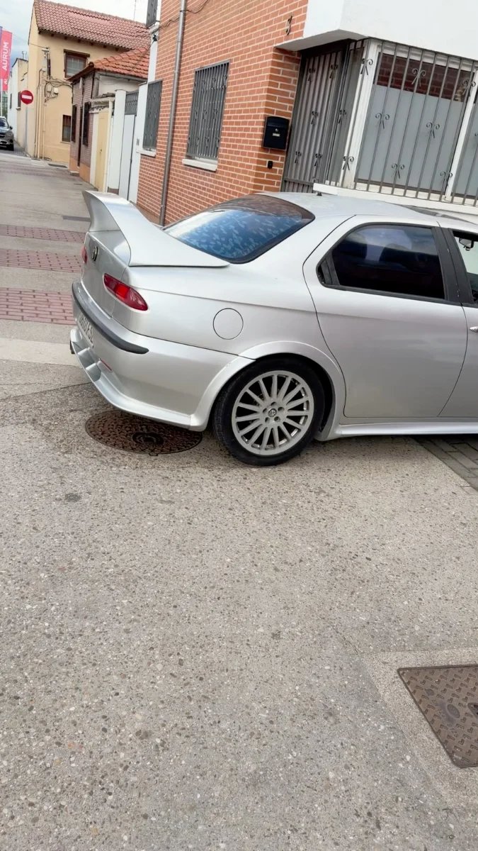 Alfa Romeo 156 2002 - foto 1