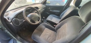 RENAULT MEGANE 1.4 16V AÑO 2002 (MOTOR A REPARAR)