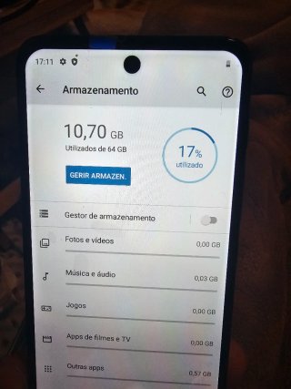 Motorola Moto E40 - 4GB RAM