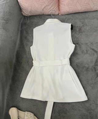 Chaleco cinturón Zara blanco
