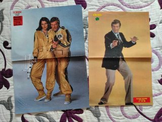 2 Pósters Roger Moore James Bond 007