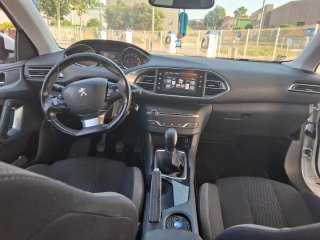 Peugeot 308 2016