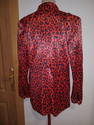 Chaqueta animal print rojo