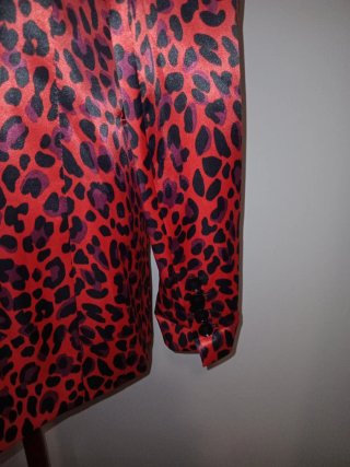 Chaqueta animal print rojo