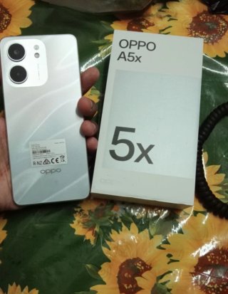 Oppo A5x Plata , lo cambio tambien por iphone