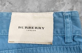 Pantalones cortos Burberry azules Vintage Talla S