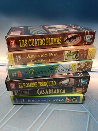 6 cintas VHS, películas clásicas, El hombre tranquilo, Las cuatro plumas, Casablanca, Arsénico por compasión y mas
