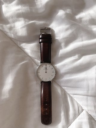 Reloj Daniel Wellington Marrón y Plateado