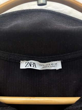 Polo Zara Negro Manga Corta