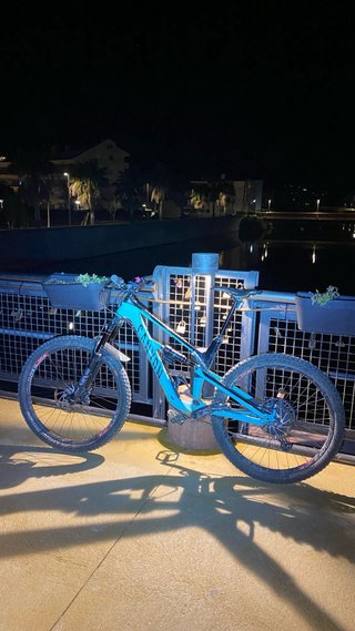 Bicicleta Canyon Spectral Enduro Doble Suspensión