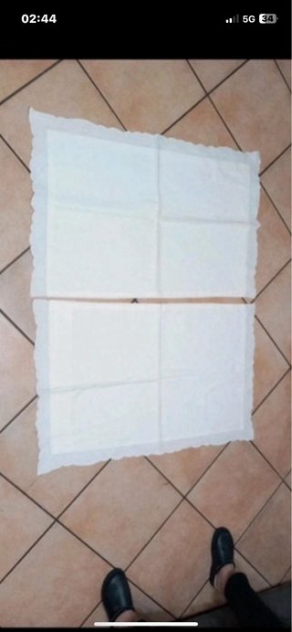 Lenzuolo Matrimoniale Ricamato a Mano e 2 federe