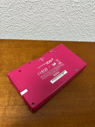 ¡IMPECABLE! Nintendo DSi Rosa + Cargador