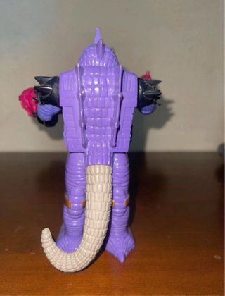 Iguanus Transformers Pretenders 1988