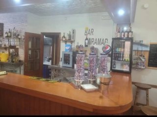 Restaurante y vivienda