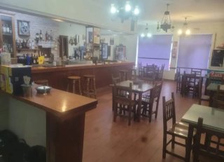 Restaurante y vivienda