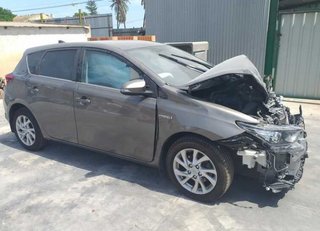 Toyota 8126002570aj luz interior auris 354959