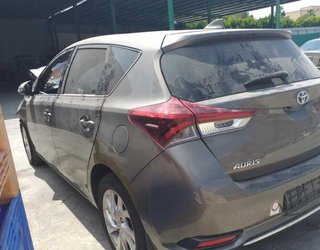 Toyota 8126002570aj luz interior auris 354959