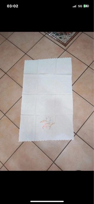 Tris Asciugamani Vintage Cotone Ricamati a Mano